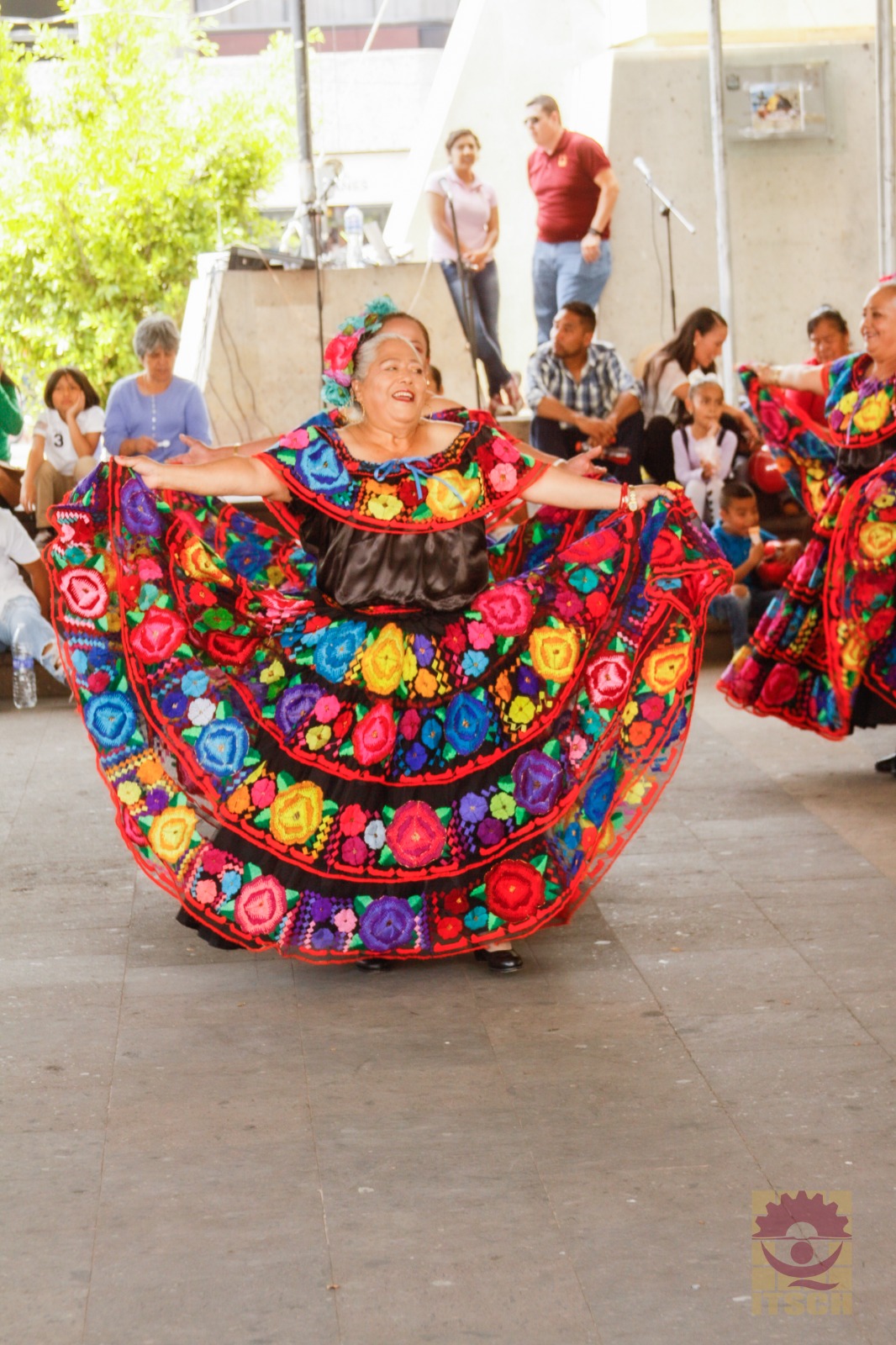 Con mucho éxito se desarrolló la Jornada Cultural, Artística y Gastronómica del ITSCH
