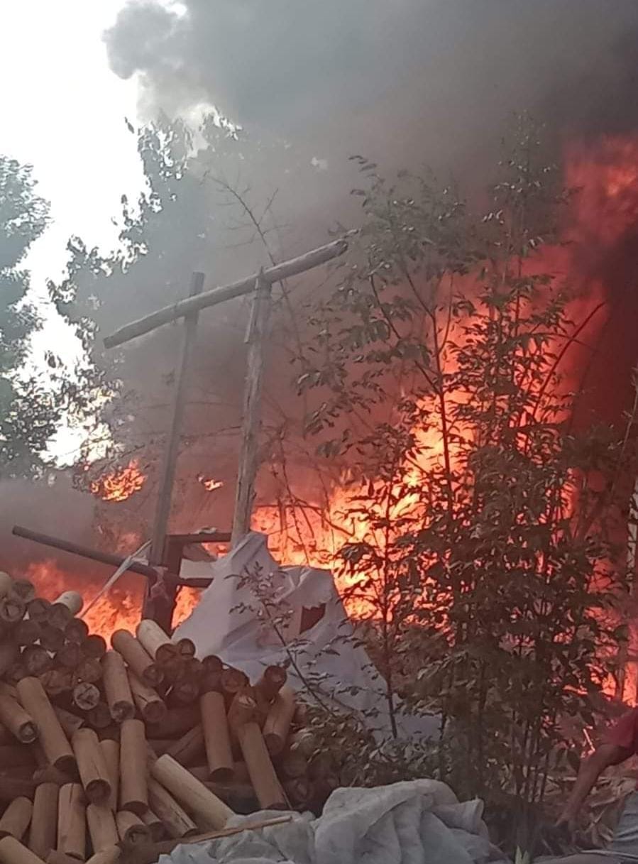 Se registró el incendio de un aserradero en la población de San Felipe de los Alzati