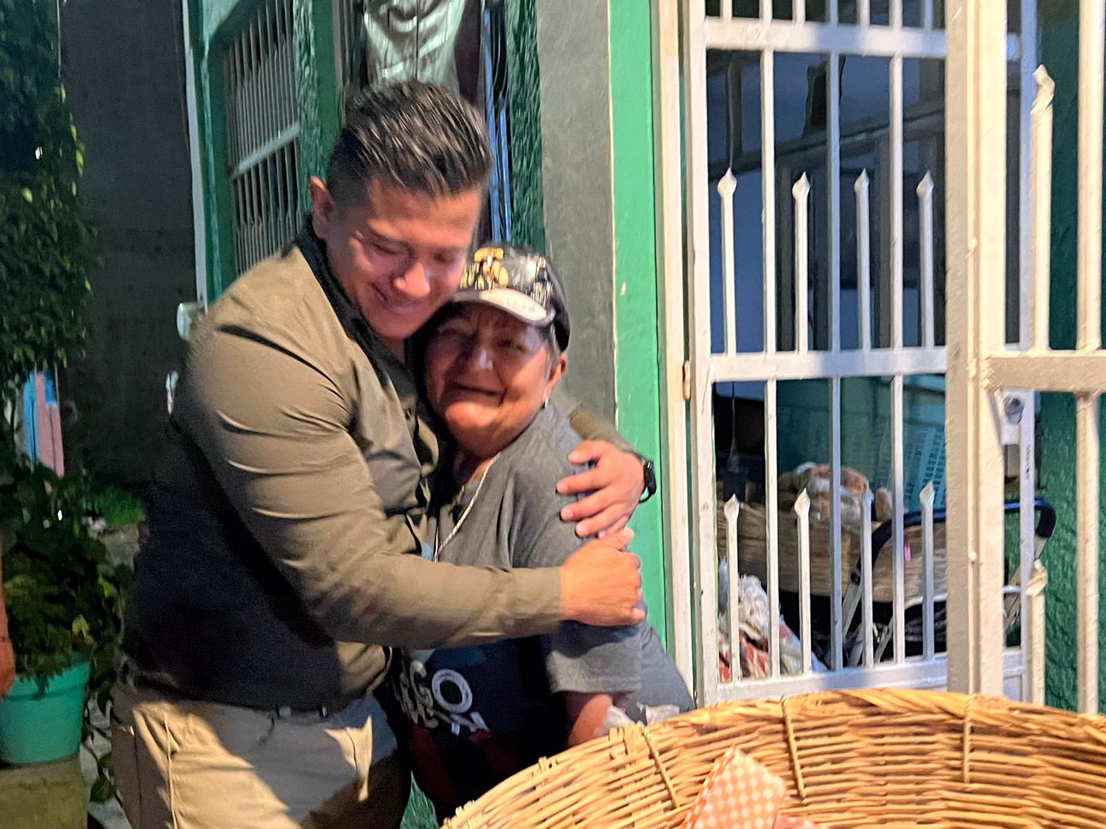 Fundamental que la apuesta para salir adelante sea siempre nuestra gente: Víctor Zurita