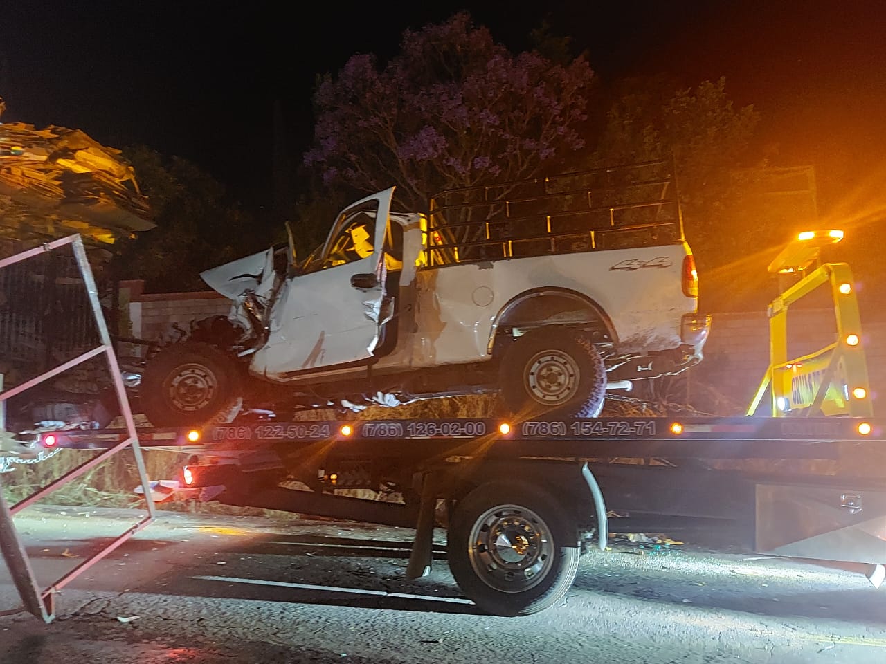 3 personas resultaron lesionadas al chocar dos camionetas en la Carretera Irimbo- Cd. Hidalgo