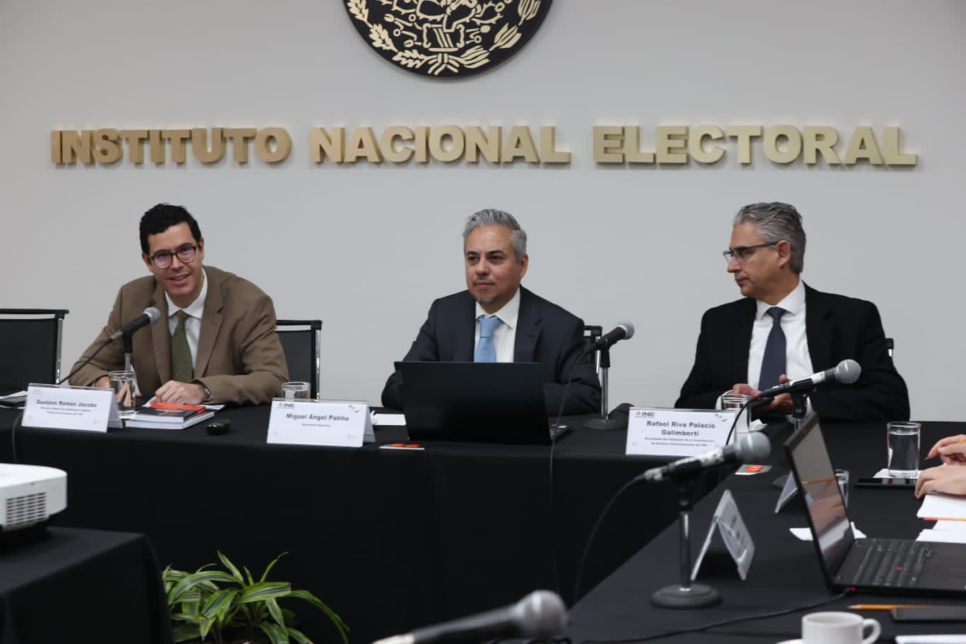 INE y TSE de Costa Rica celebran intercambio en materia de fiscalización e identificación biométrica