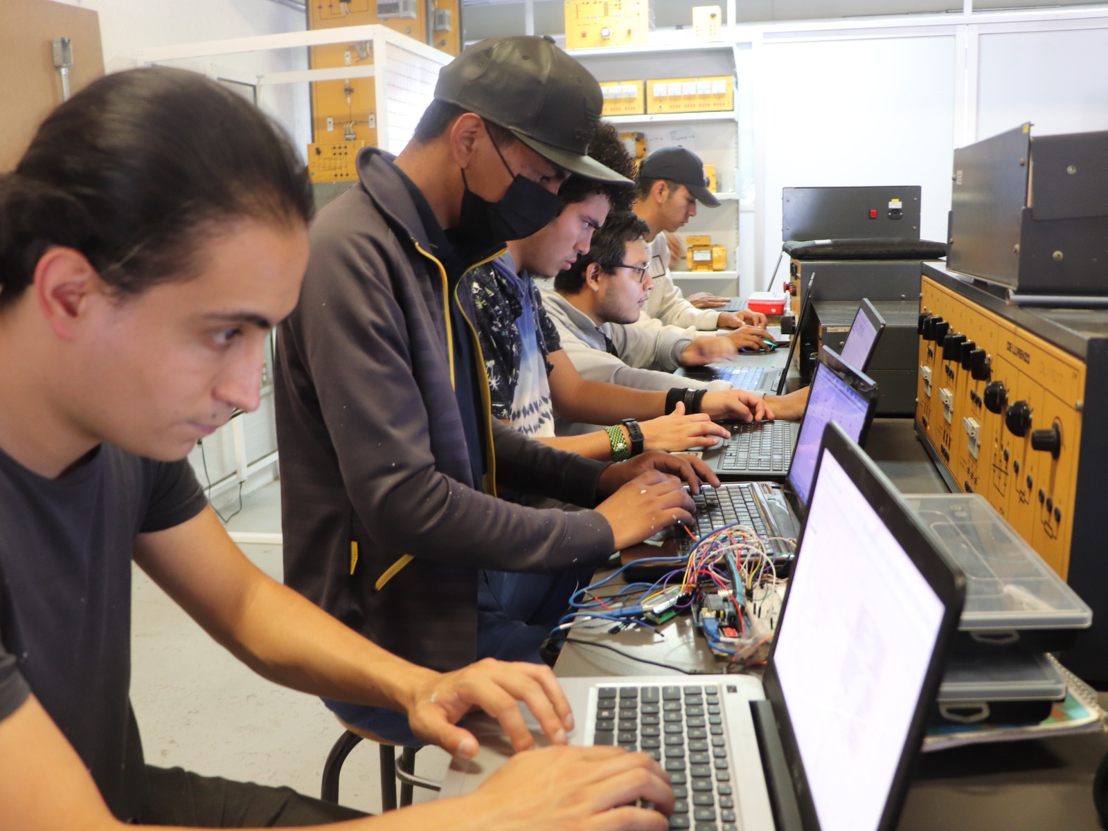 Lanza UTM diplomado en Diseño de proyectos tecnológicos para gestión de fondos