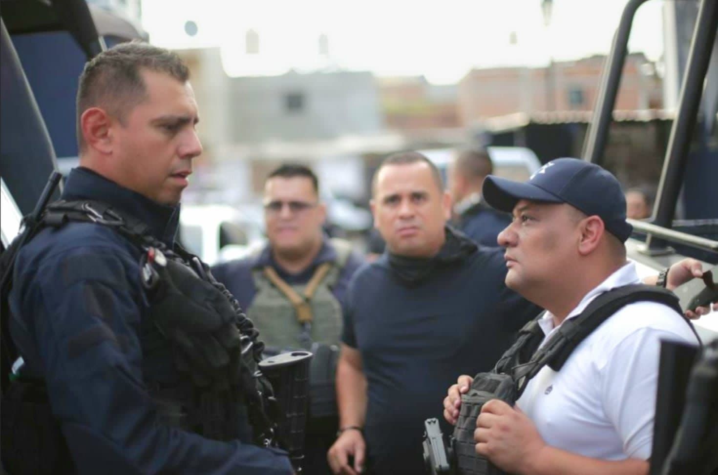 Blindaje Zamora: asegurada un arma y más de medio kilo de metanfetamina.
