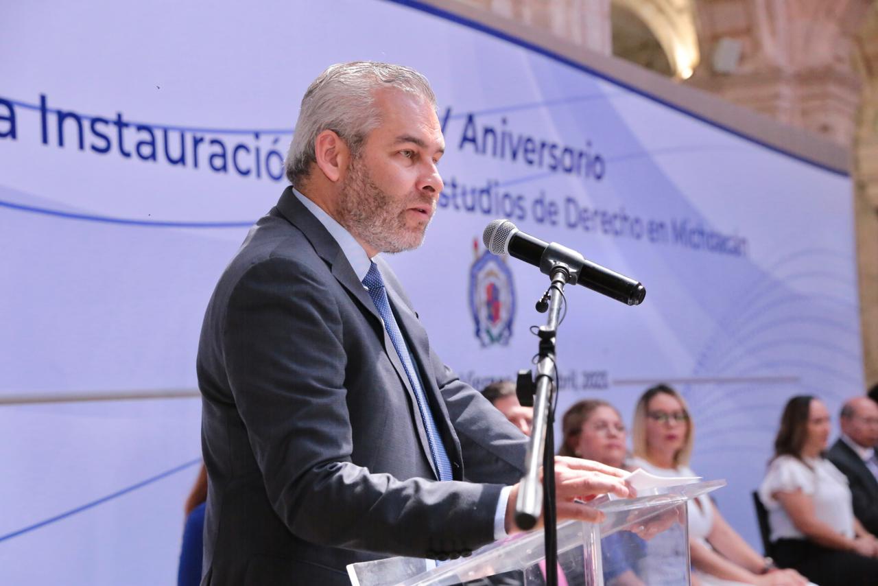 Convoca Bedolla a ampliar el Estado de Derecho Social para una cuarta República.