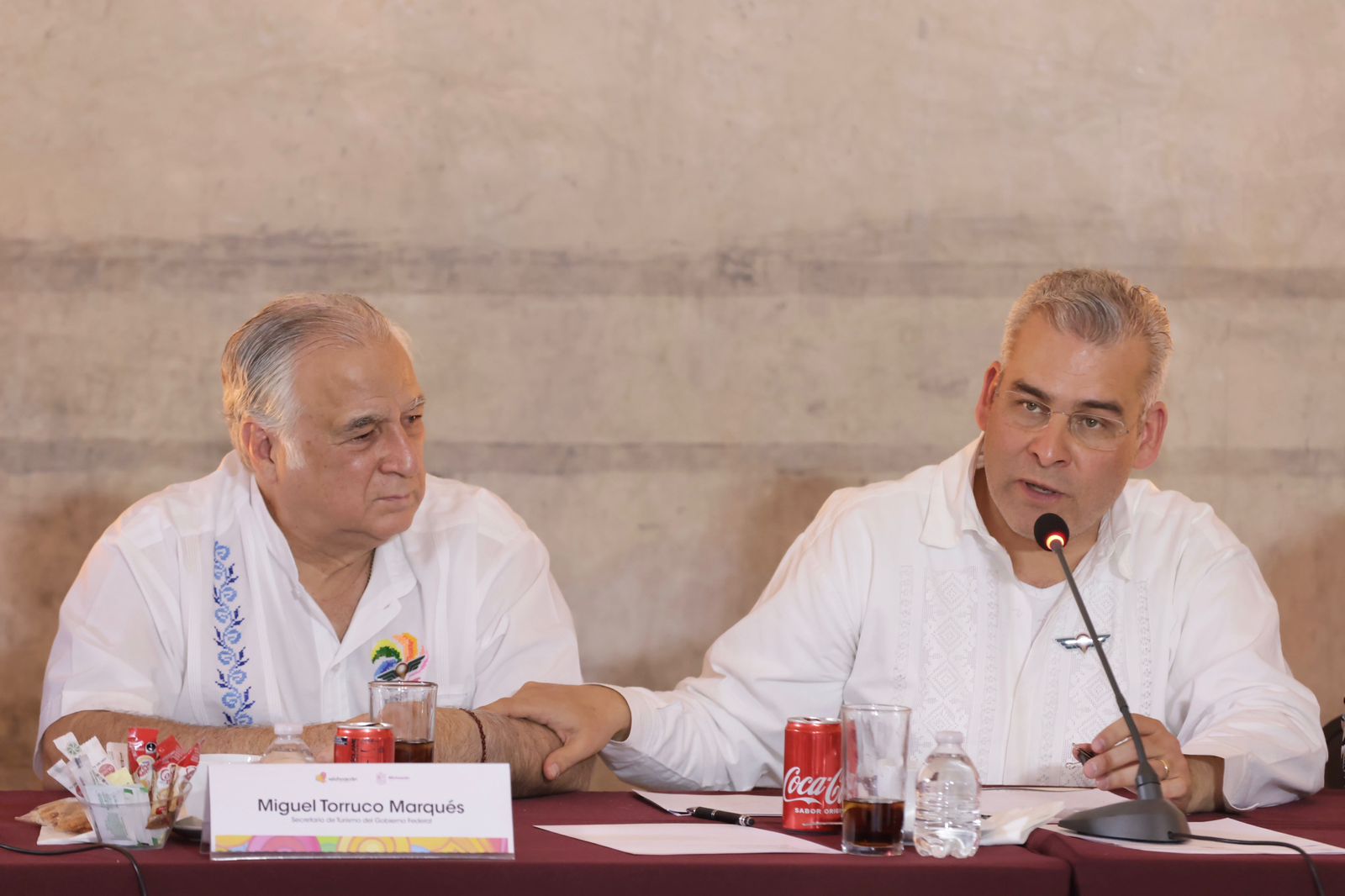 Bedolla solicita que vuelos de Mexicana de Aviación lleguen a LC y Uruapan.