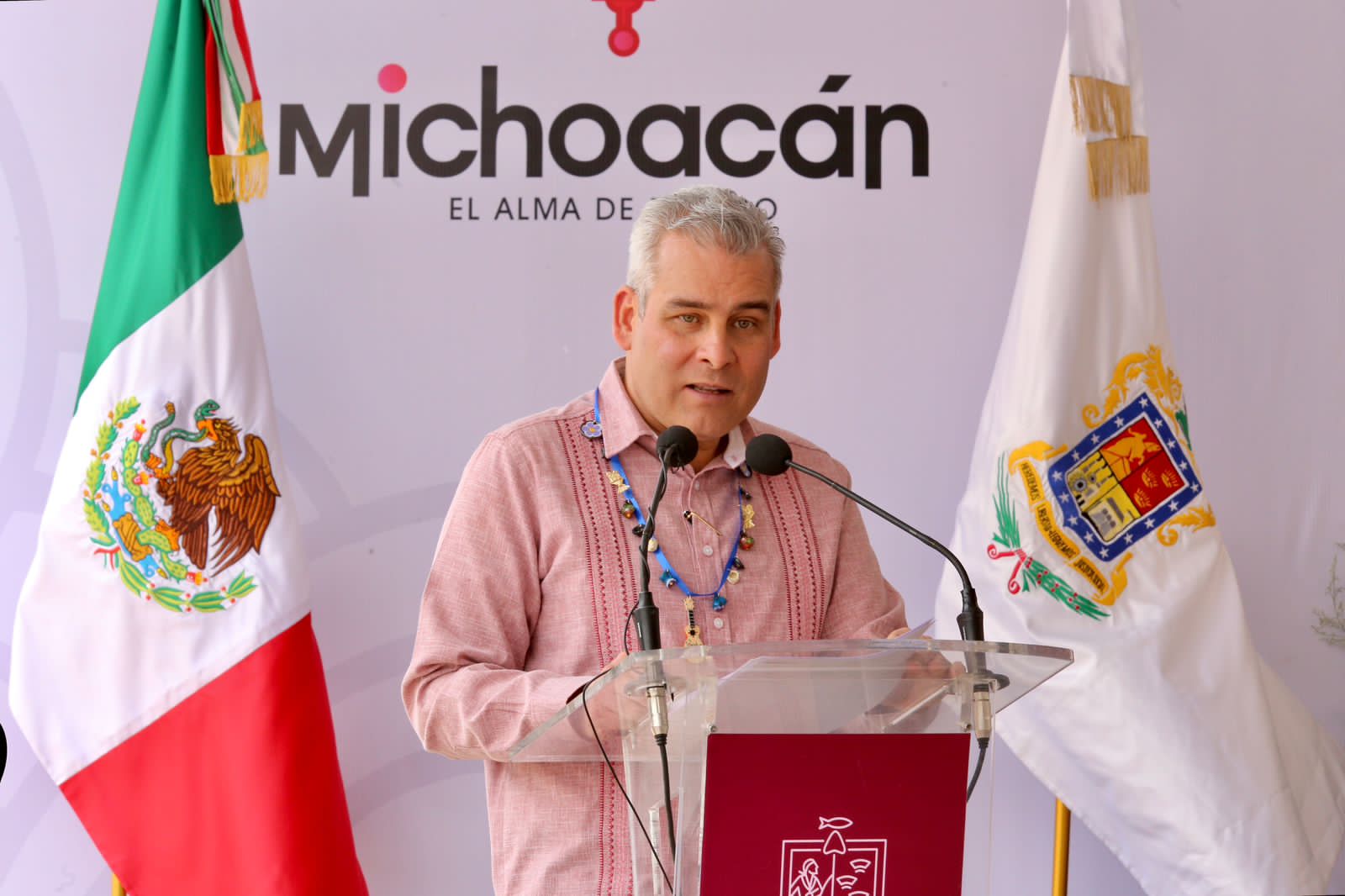 Bedolla inicia registro de certificación de cocineras tradicionales ante el IMPI.