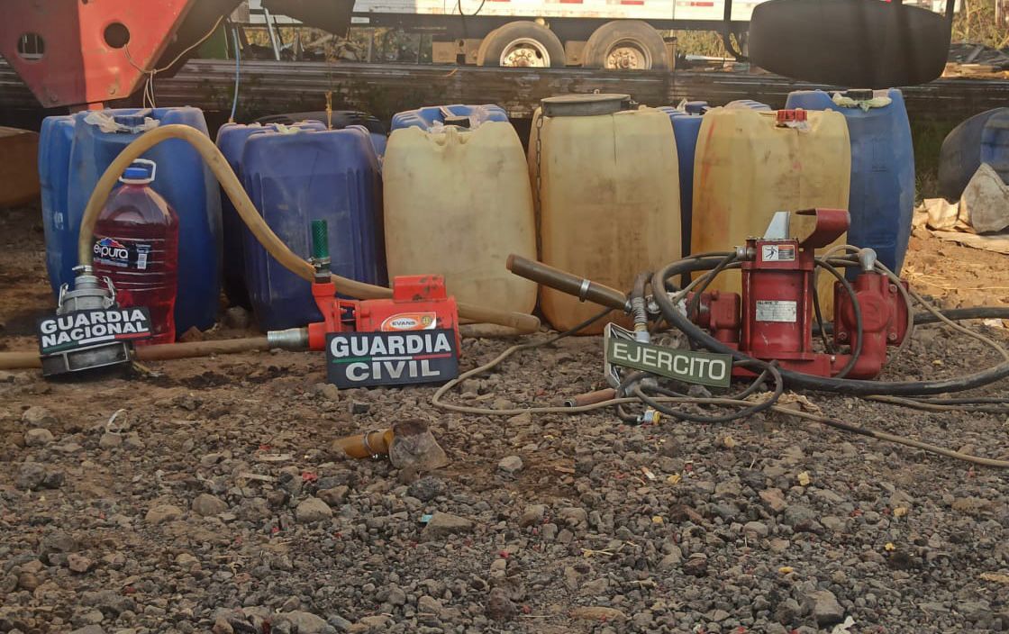 Tras denuncia ciudadana, SSP asegura 500 litros de hidrocarburo