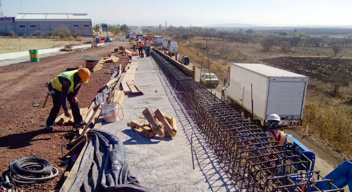 Modernización del ramal Ecuandureo-La Piedad facilitará tránsito diario a 7 mil vehículos: SCOP