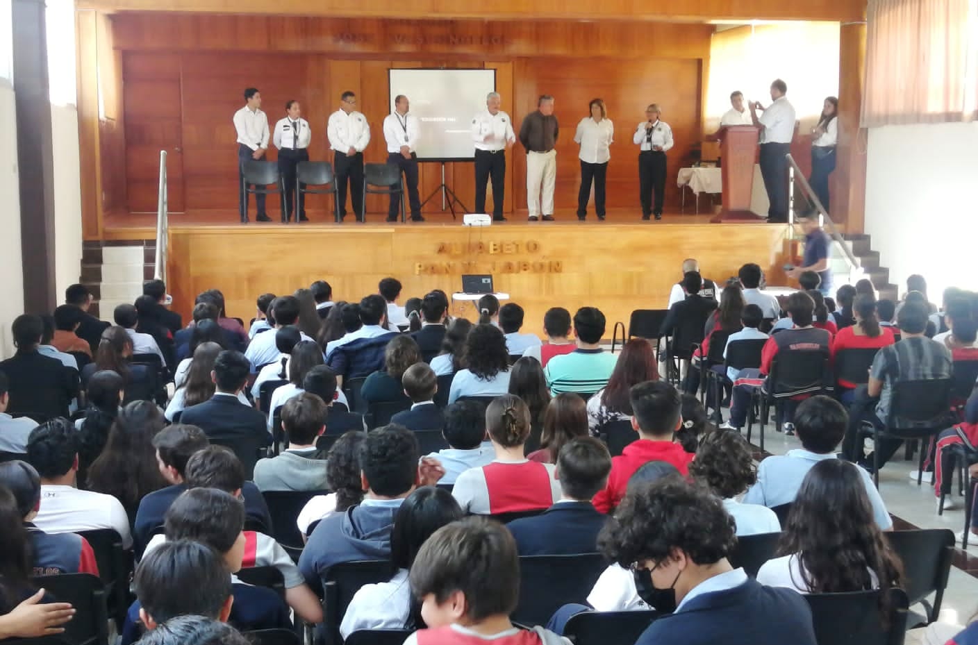 Tránsito y Movilidad beneficia a más de 500 personas, con talleres en Zamora y Churintzio: SSP