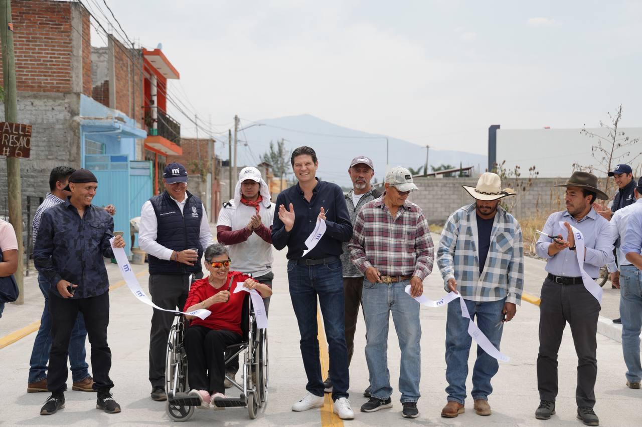 Agradecen vecinos obras de pavimentación del Gobierno Municipal al Poniente de Morelia