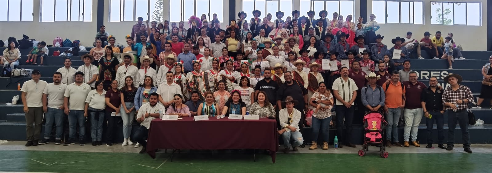 Realizó Telebachillerato Michoacán Primer Concurso de Baile Folklórico