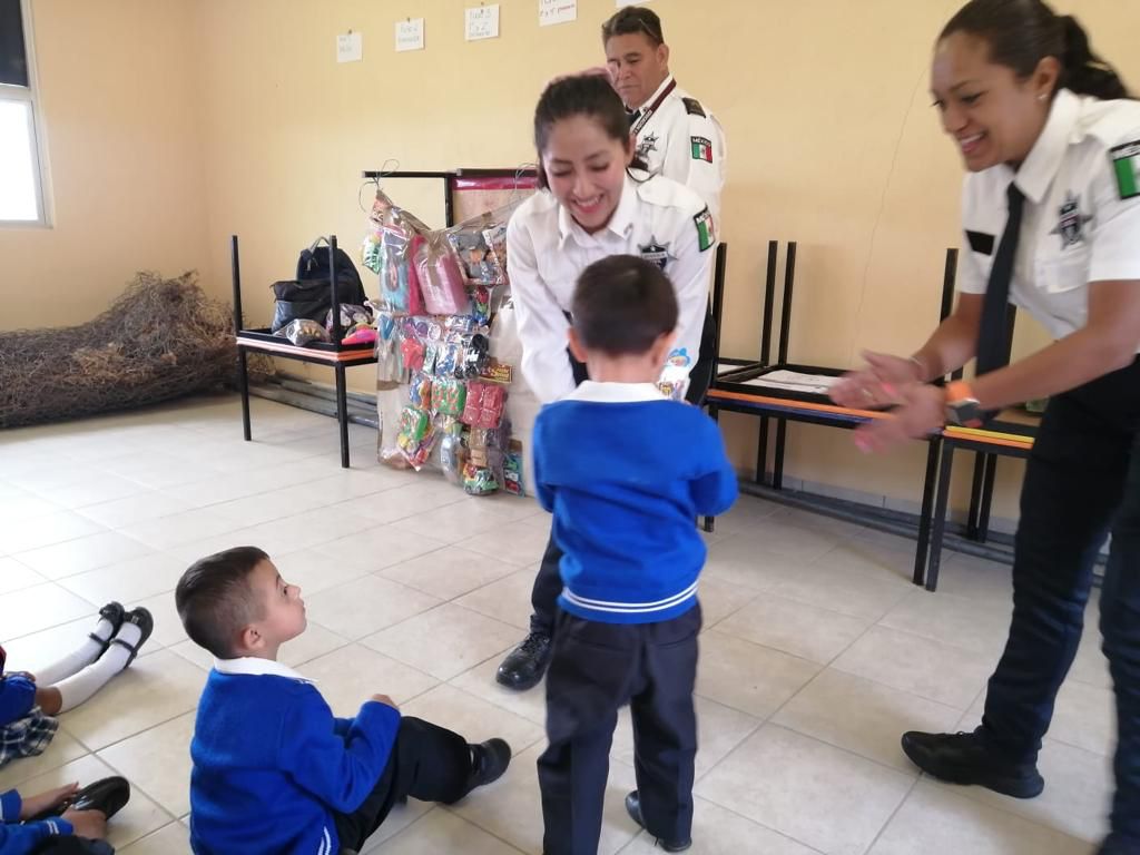 Lleva SSP charlas a estudiantes de Tenencia Morelos