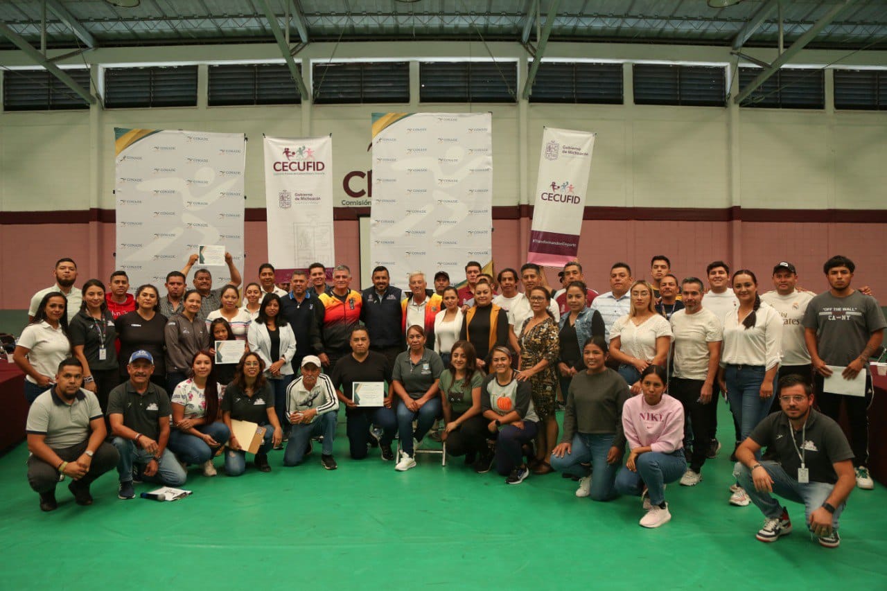 Capacita Conade a directores municipales del deporte en Cecufid