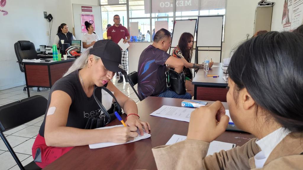 Sedebi incentiva a activistas de la diversidad sexual en Uruapan