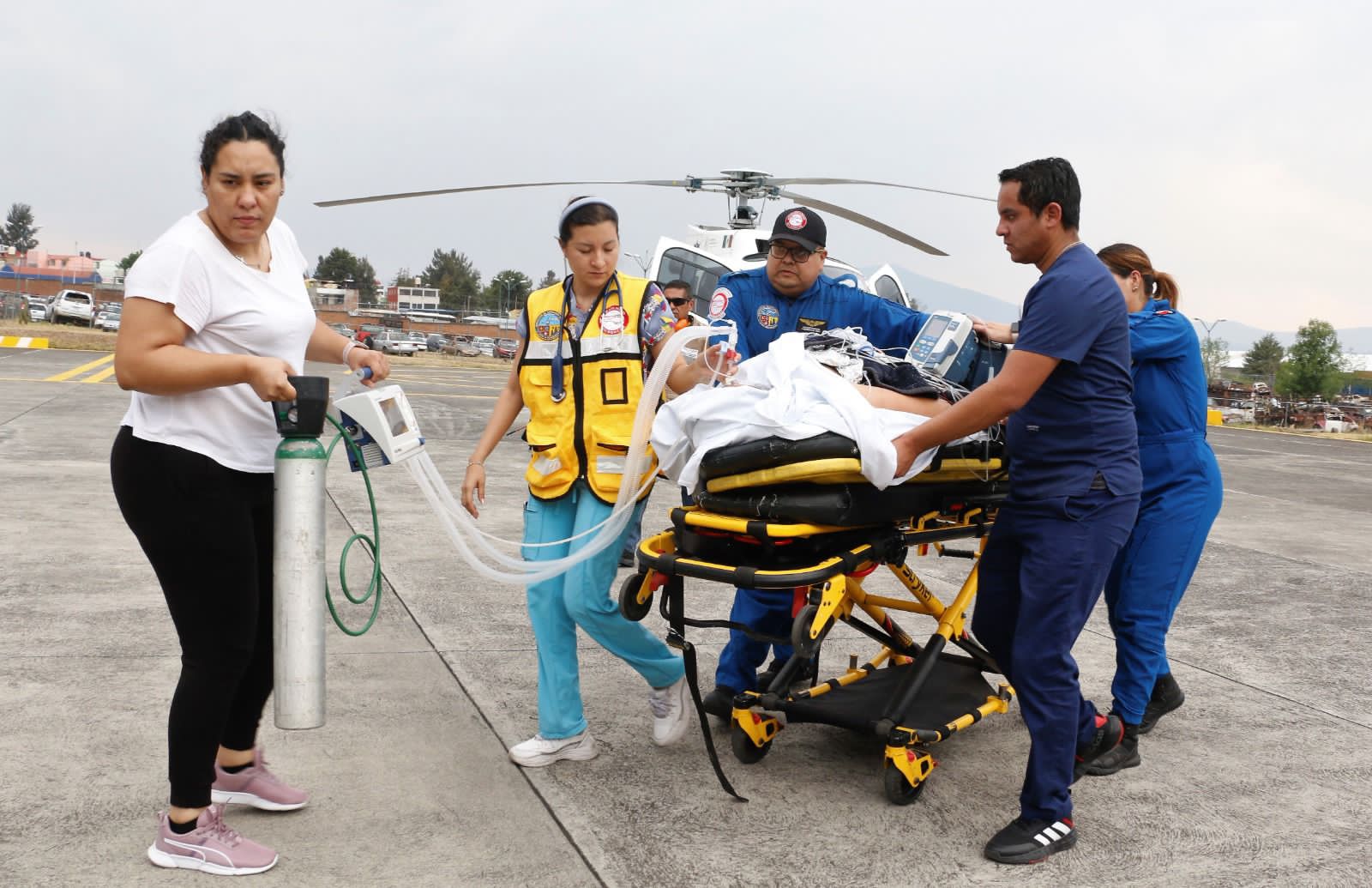 De Hidalgo a Morelia, SSP traslada a paciente con complicaciones tras cirugía
