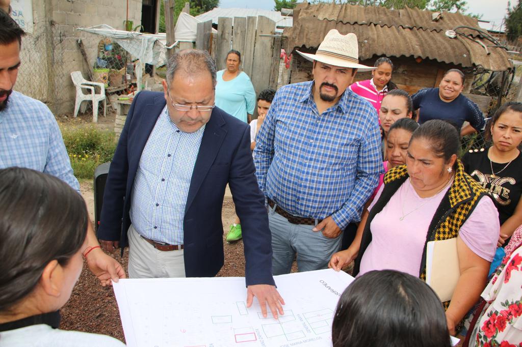 José Luis Téllez dio el banderazo de arranque de los trabajos de la Quinta Etapa de la construcción del drenaje sanitario de la Localidad de Temendao