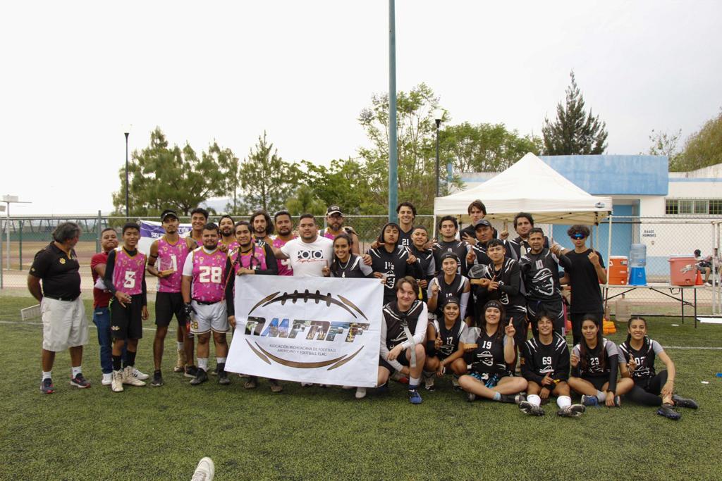 Panteras y Piratas, los ganadores del Torneo Relámpago de Football Flag