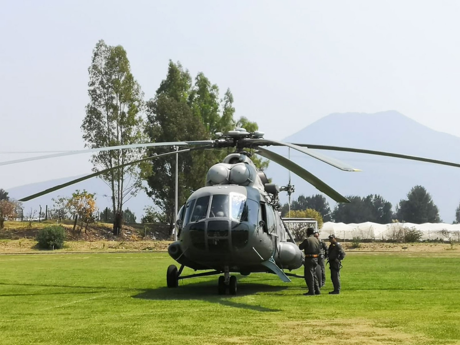 Envía Marina helicóptero para combatir incendio en cerro de La Beata: Cofom.