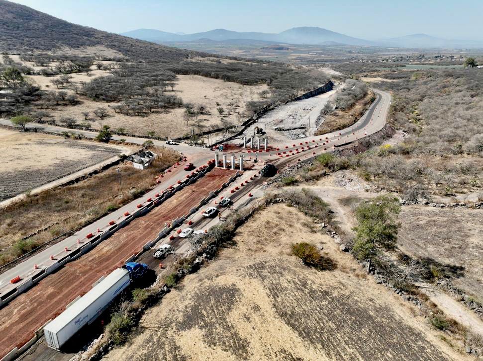 Modernización del ramal Ecuandureo-La Piedad facilitará tránsito diario a 7 mil vehículos: SCOP.