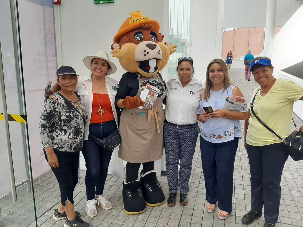 Expone Icatmi oferta educativa en Festival Michoacán de Origen