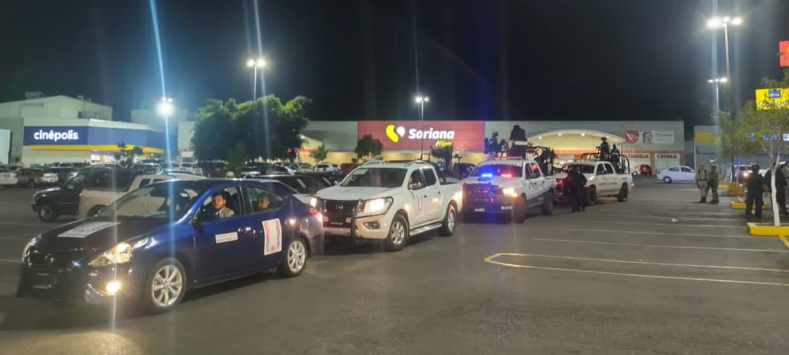 Despliegan operativo interinstitucional en Uruapan para revisar «giros negros».