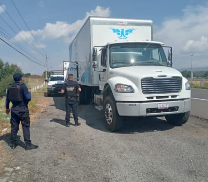 Guardia Civil recupera torton reportado como robado, en Lagunillas.