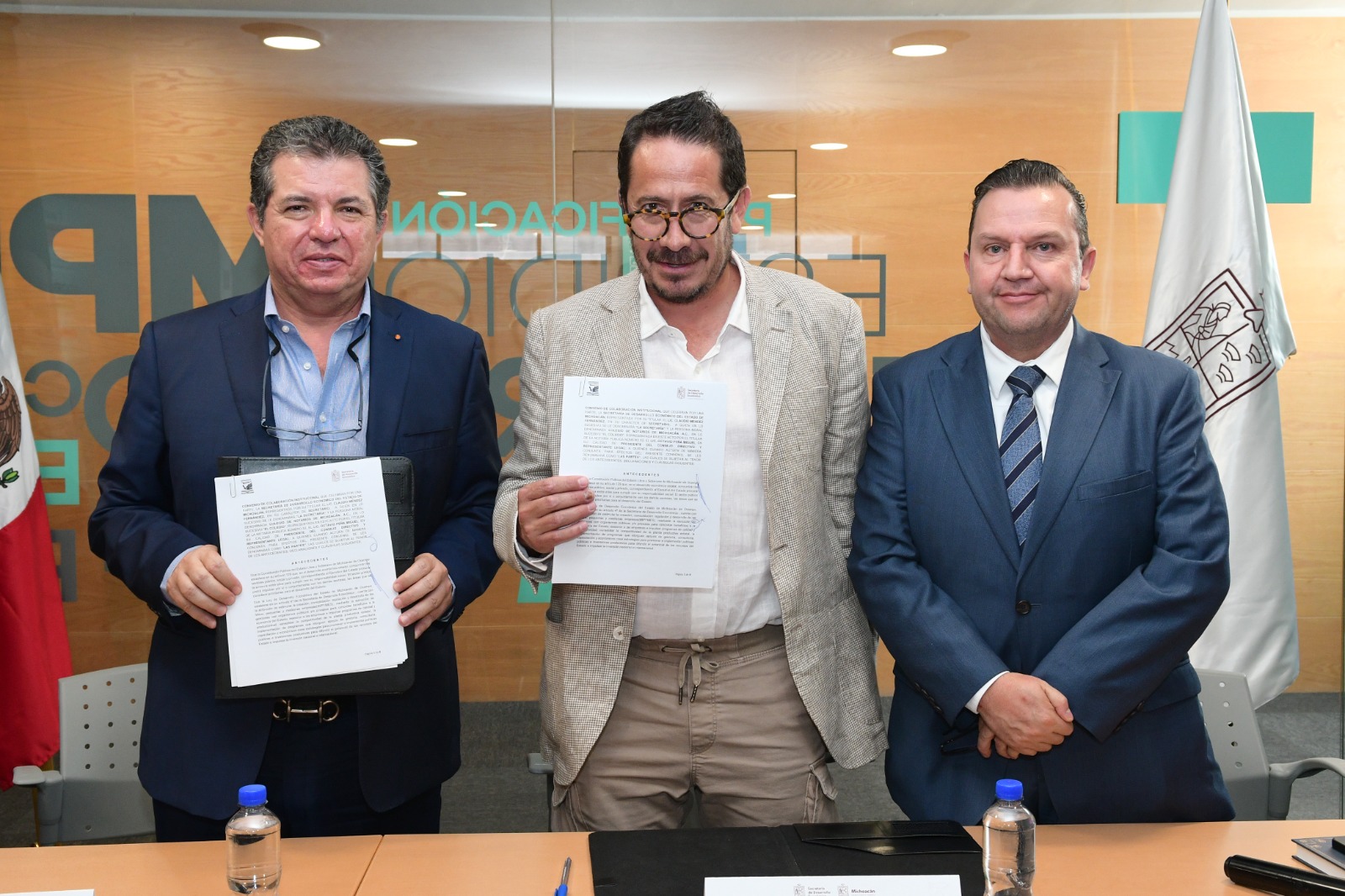 Notarios públicos ofrecen 50% de descuento en pago para constituir empresas
