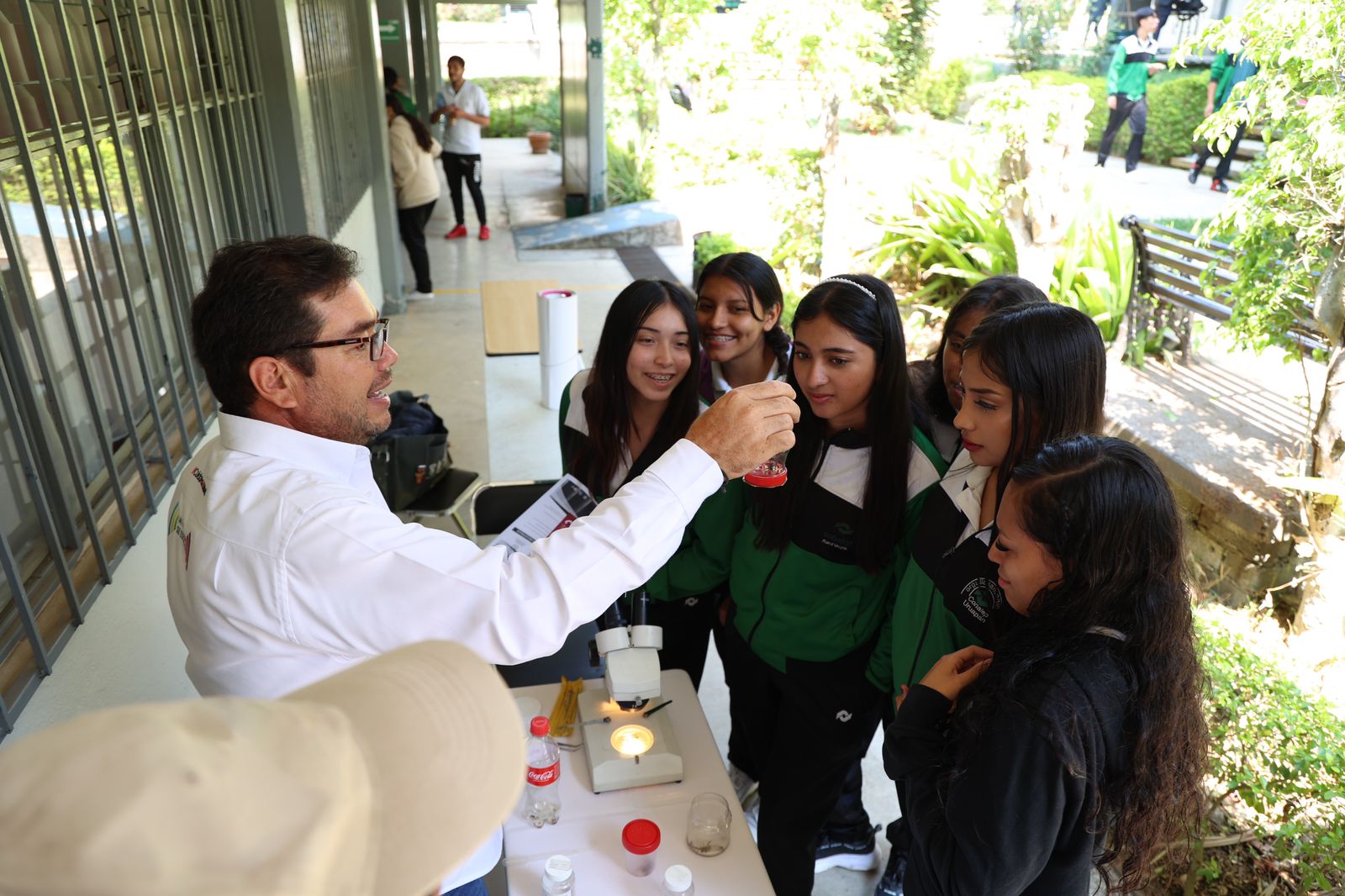 Con Caravanas Integrales, Ijumich beneficia a 500 jóvenes del Conalep Uruapan