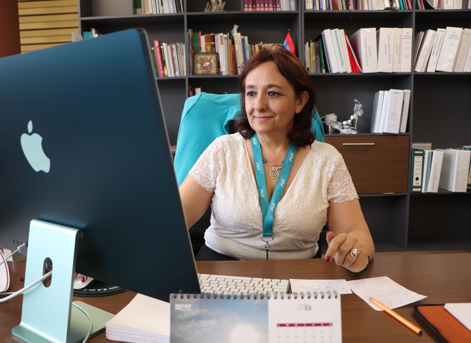 UTM cumple compromiso educativo de no tener trámites pendientes de titulación.