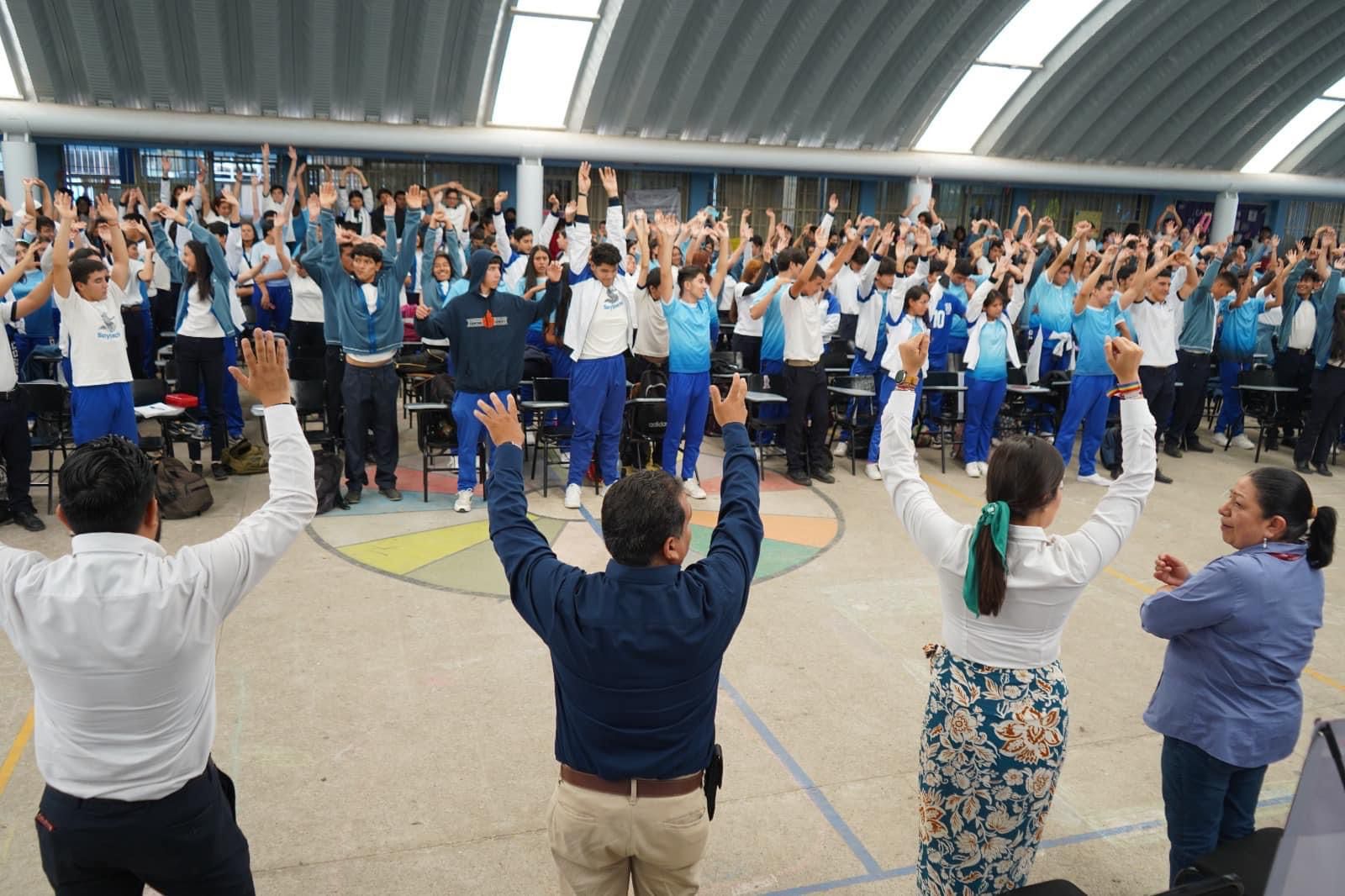 Acerca Cobaem a estudiantes conferencia para erradicar violencia de género