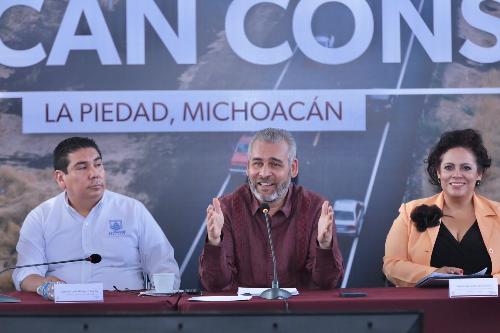 Proyectados, más de 2.7 mmdp para infraestructura en región Bajío: Bedolla.