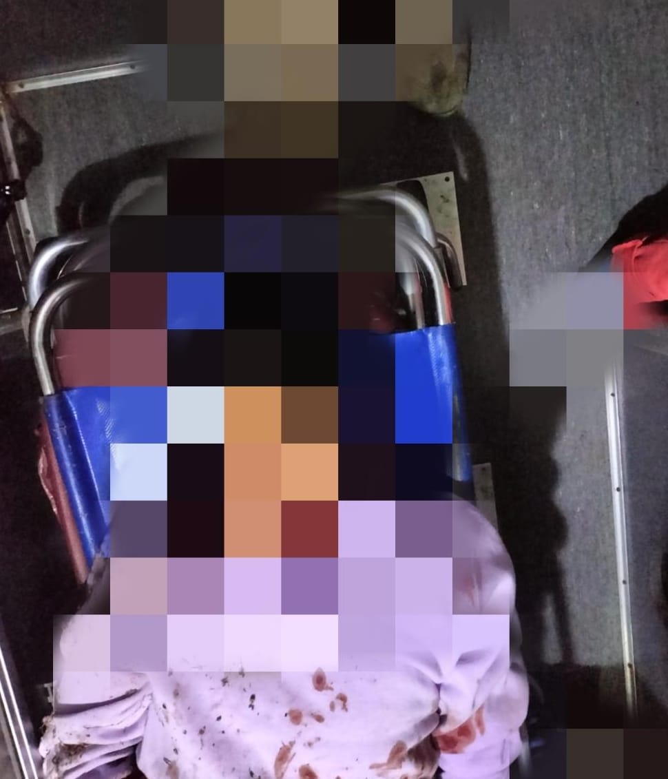 Dos personas resultaron lesionadas al derrapar la motocicleta en la que viajaban en #Zitácuaro.