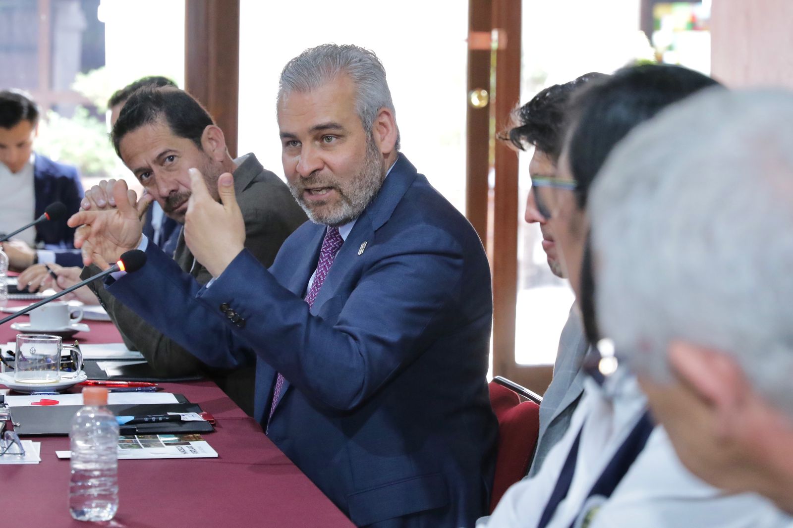 Bedolla propone plan integral para ampliar zonas de desarrollo industrial en Michoacán.