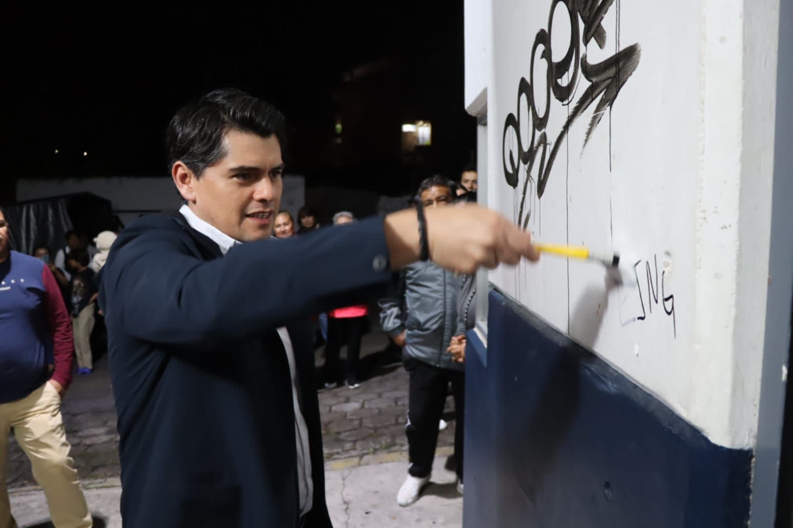 Alumbrado y rehabilitación de caseta de vigilancia, entrega Toño Ixtláhuac