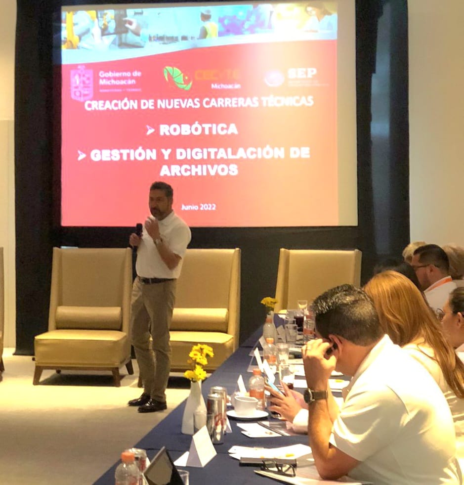 Busca Cecytem implementar carrera de Inteligencia Artificial