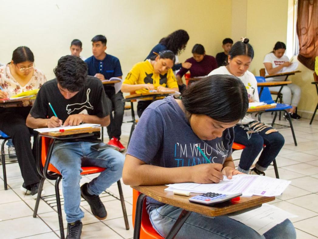 En el CECyTEM 27 de San Pedro continúan inscripciones a primer semestre