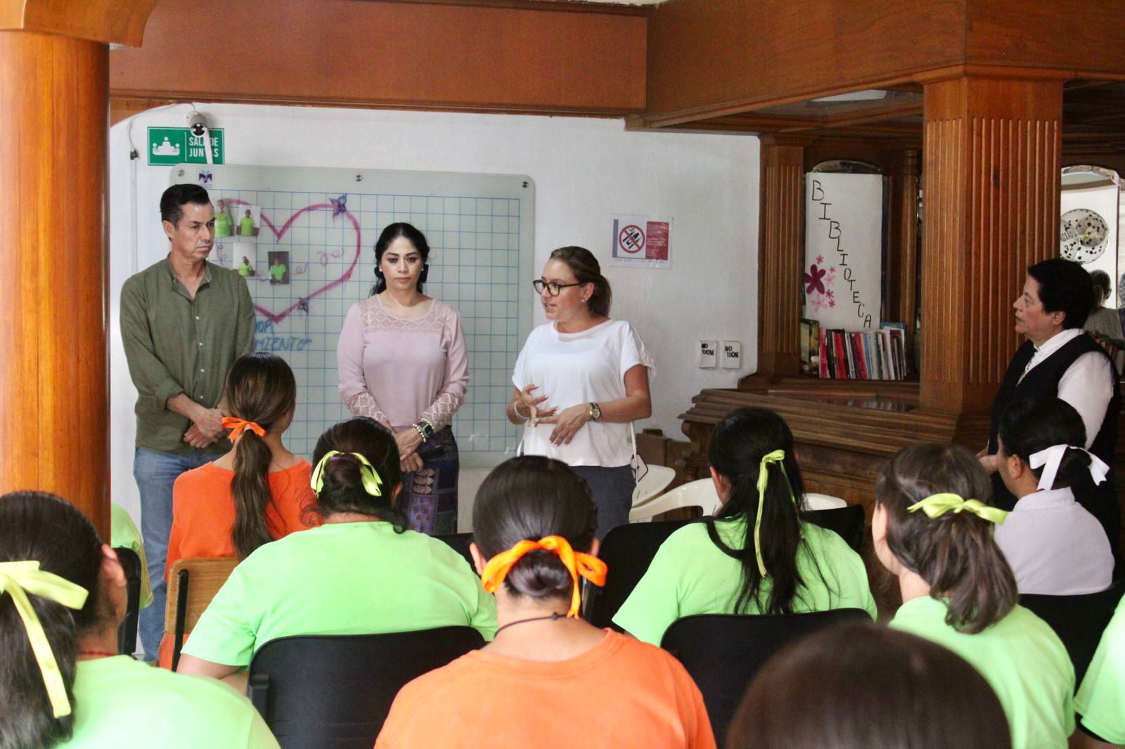 Icatmi extiende cursos gratuitos a 14 centros de rehabilitación