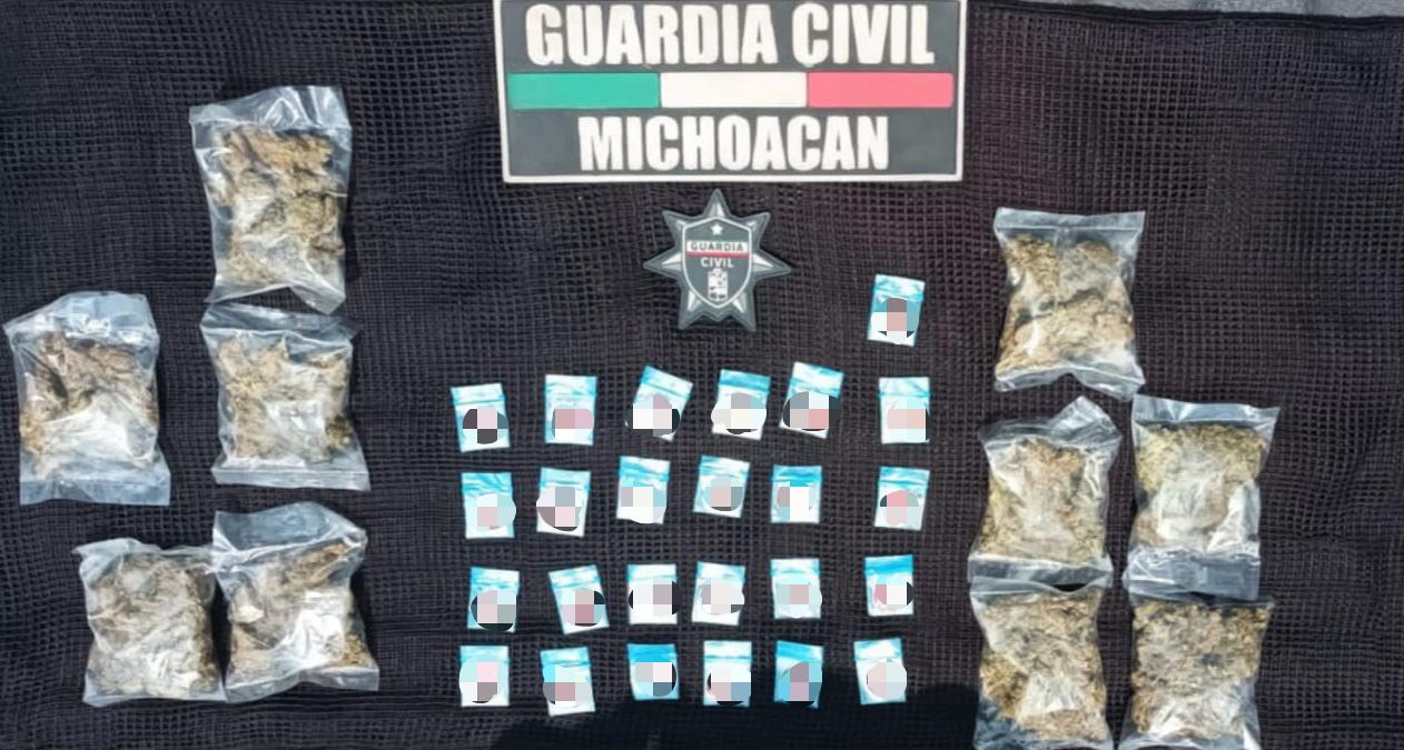 SSP y Sedena aseguran a 4 presuntos distribuidores de droga, en Uruapan