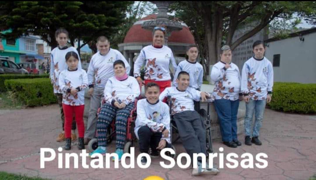 Pintando sonrisas ha cambiado la vida de personas con alguna discapacidad