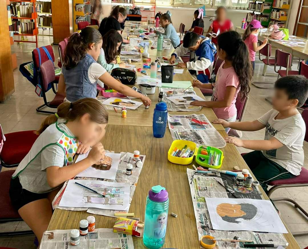 SEE invita a cursos de verano gratuitos en la biblioteca del Planetario