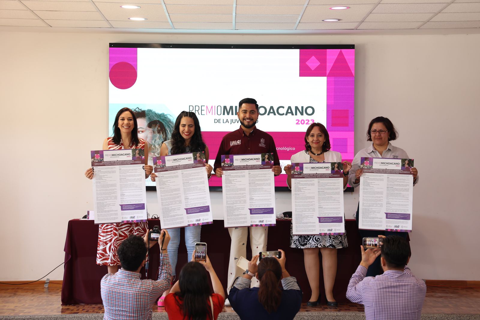 Continúa abierta la convocatoria para participar en el Premio Michoacano de la Juventud 2023