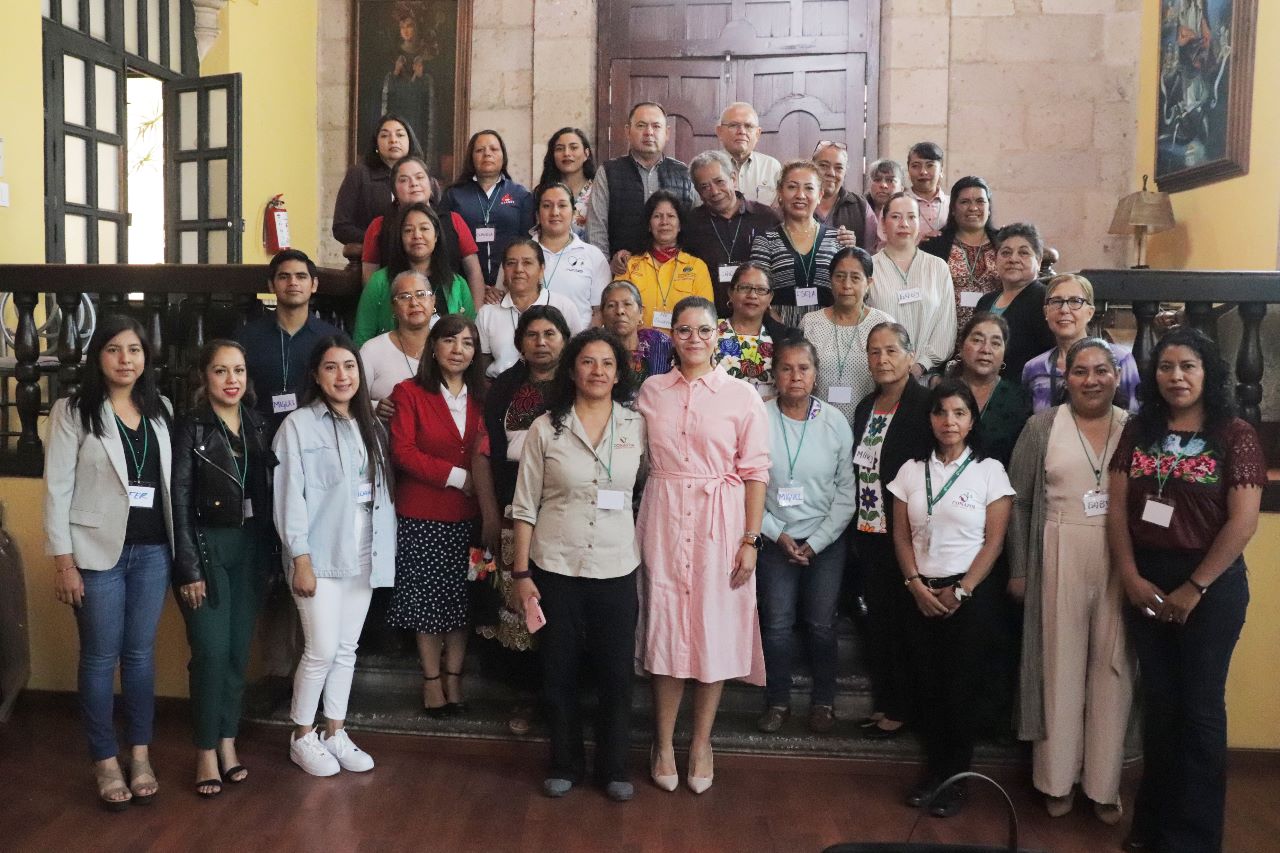 Urge Seimujer a fomentar participación de mujeres en el sector forestal