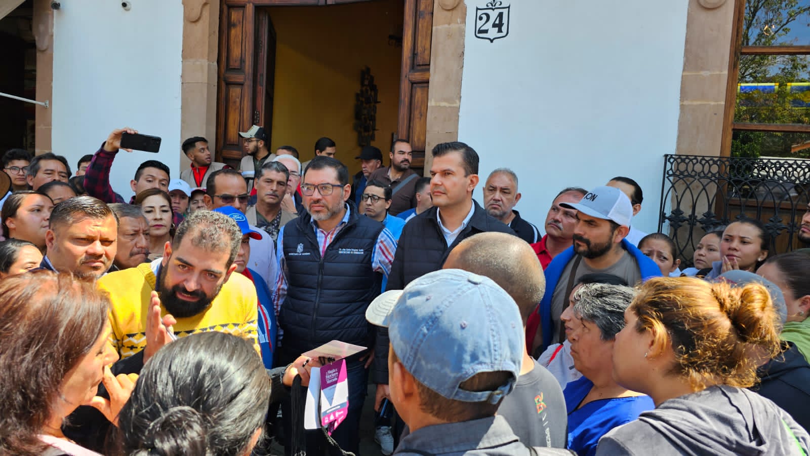 Sin contratiempos, avanza al 90% reubicación de comerciantes de Pátzcuaro.