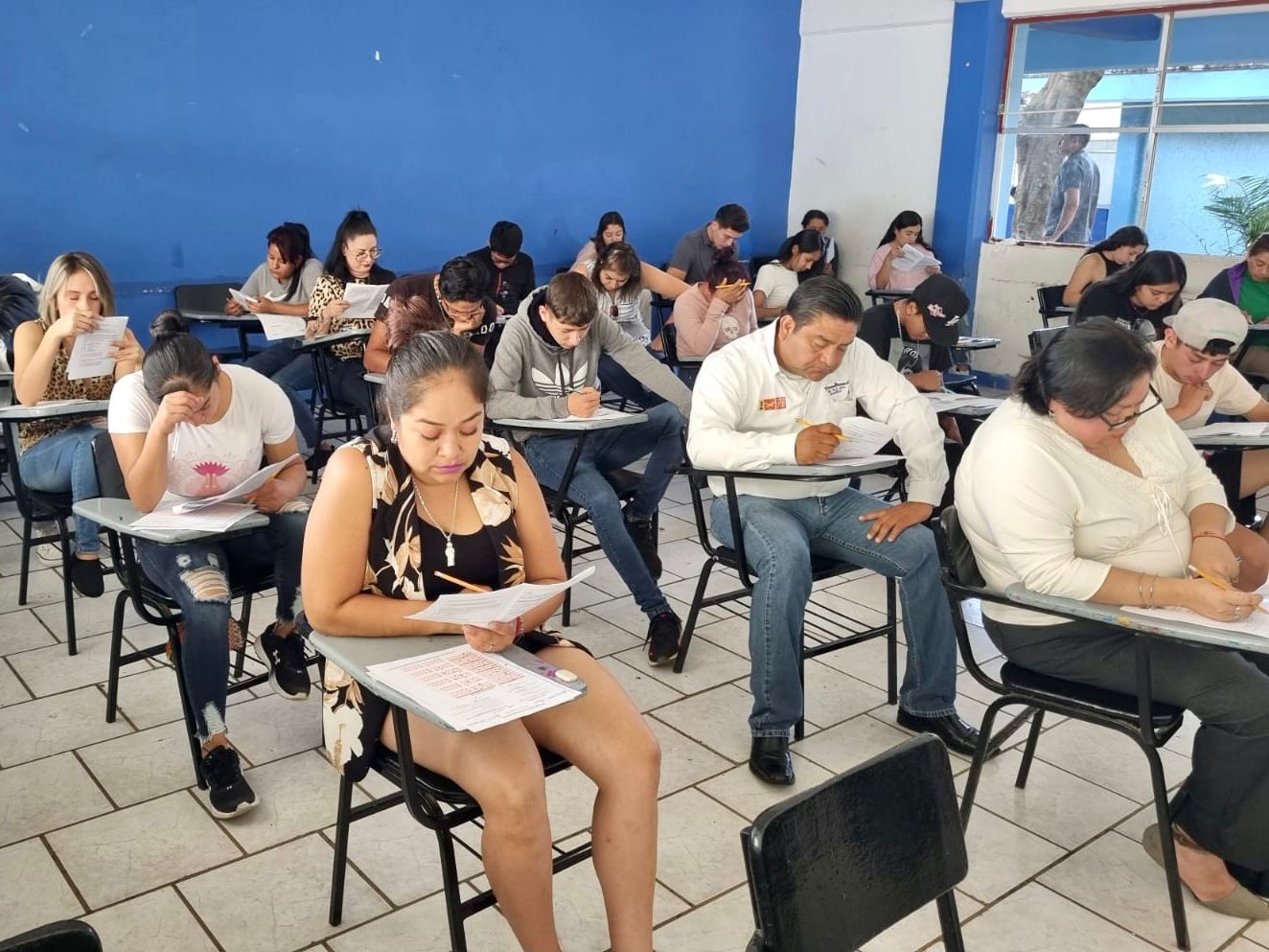 Termina la prepa abierta con esta opción autodidacta que ofrece el IEMSySEM.