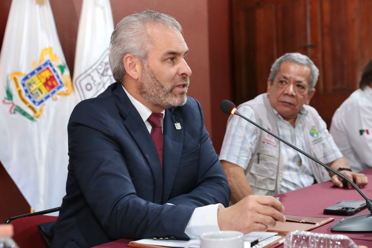 Buscan Bedolla y silvicultores validar protocolo contra plagas en bosques.