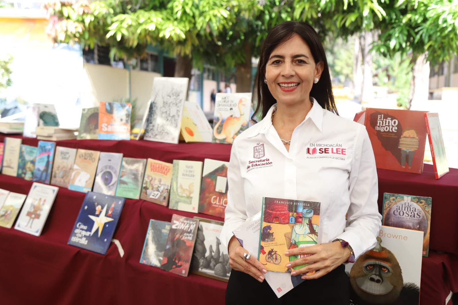 Estudiantes han recibido 30 mil libros con programa de lectura de la SEE.