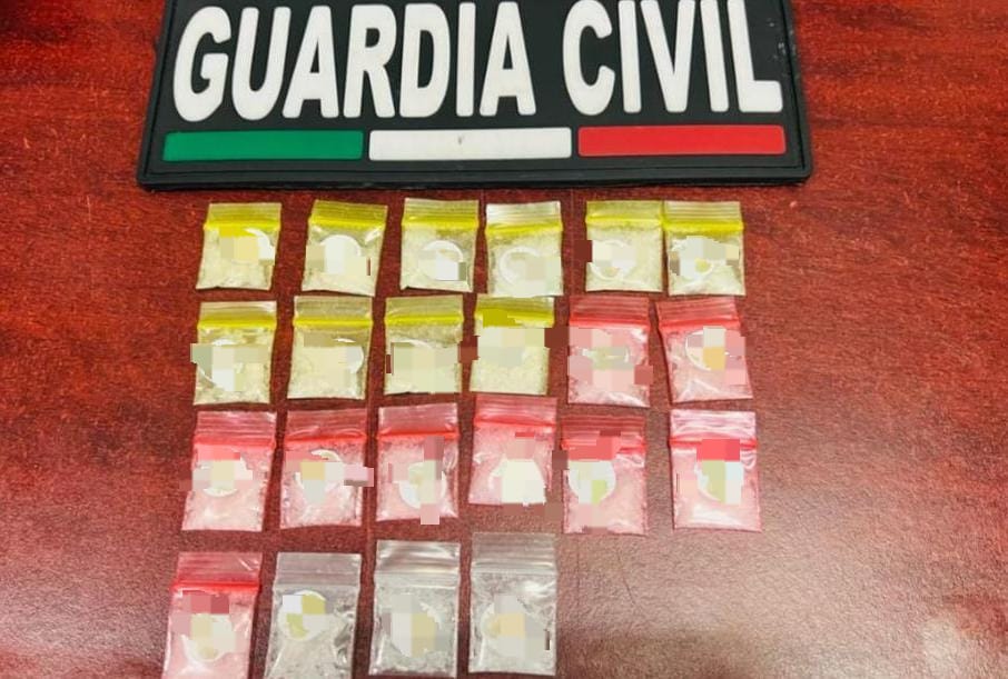 En diferentes municipios, elementos de la Guardia Civil aseguran narcóticos y vehículos; hay siete detenidos.