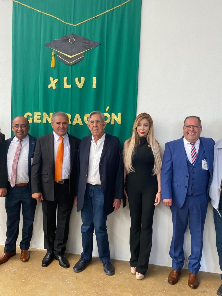 Destaca Belinda Hurtado presencia de Cuauhtémoc Cárdenas en graduación del CBTF No.6