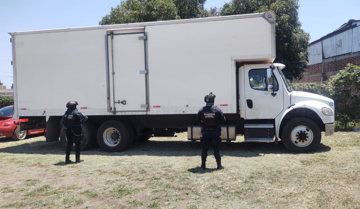 Guardia Civil frustra asalto a un camión abarrotero, en el municipio de Maravatío