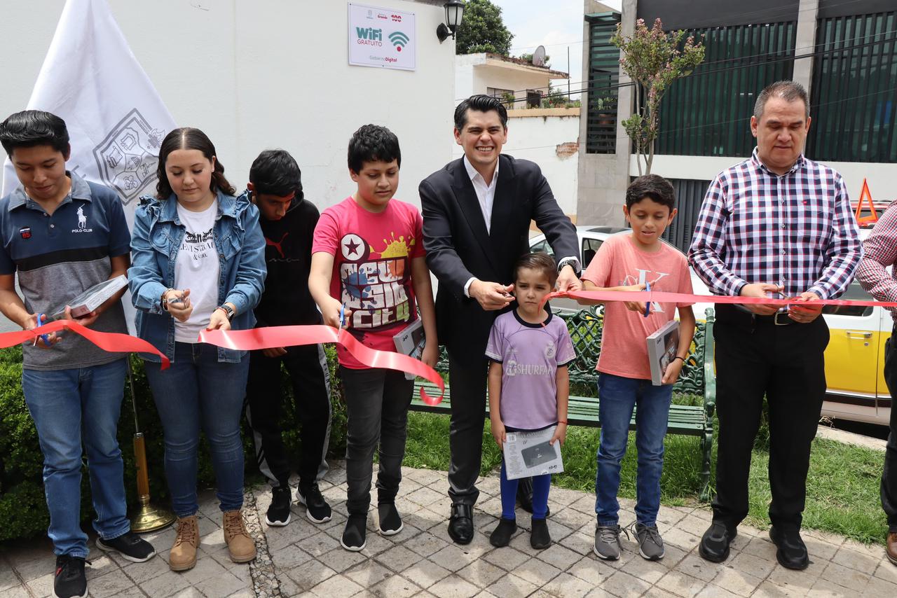 Inaugura Toño Ixtláhuac WiFi gratuito en La Mora del Cañonazo